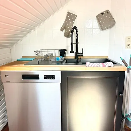 Zwischen Steilkueste, Rapsfeldern Und Wald Appartement *